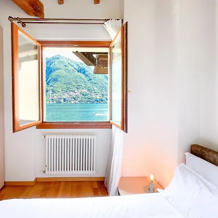 Luminosa, View & Private Parking * Laglio