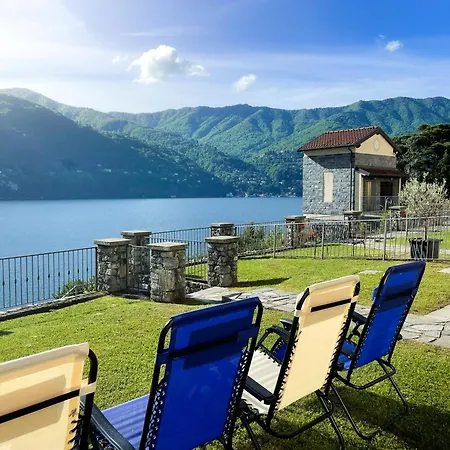 Luminosa, View & Private Parking * Laglio