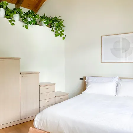 Luminosa - Private Parking, Garden * Laglio