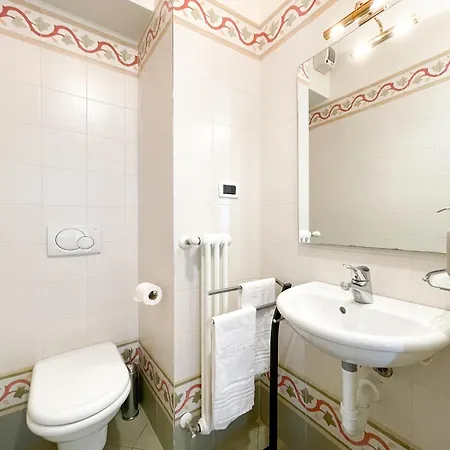 Luminosa, View & Private Parking Holiday home