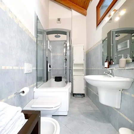 Holiday home Luminosa, View & Private Parking