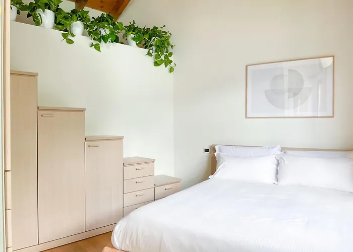 Luminosa, View & Private Parking * Laglio