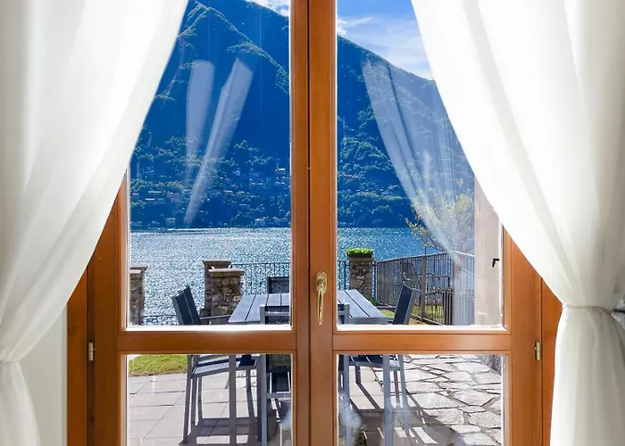 Tatil Evi Luminosa, View & Private Parking Laglio