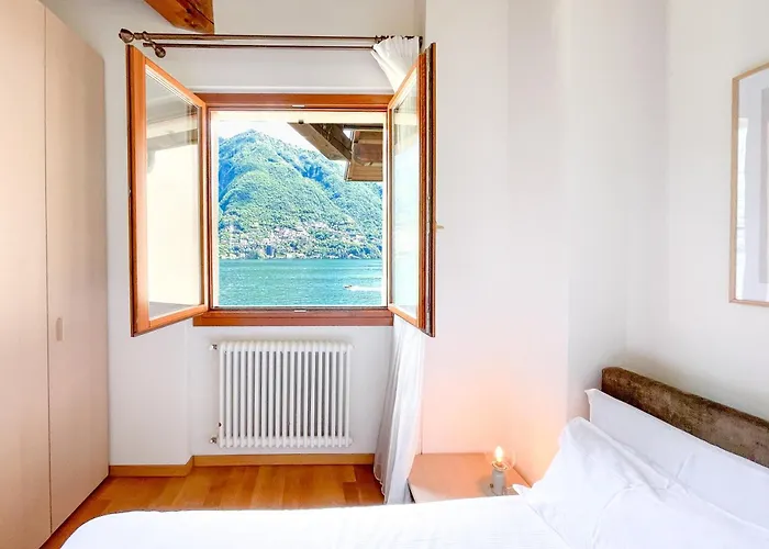 Luminosa, View & Private Parking * Laglio