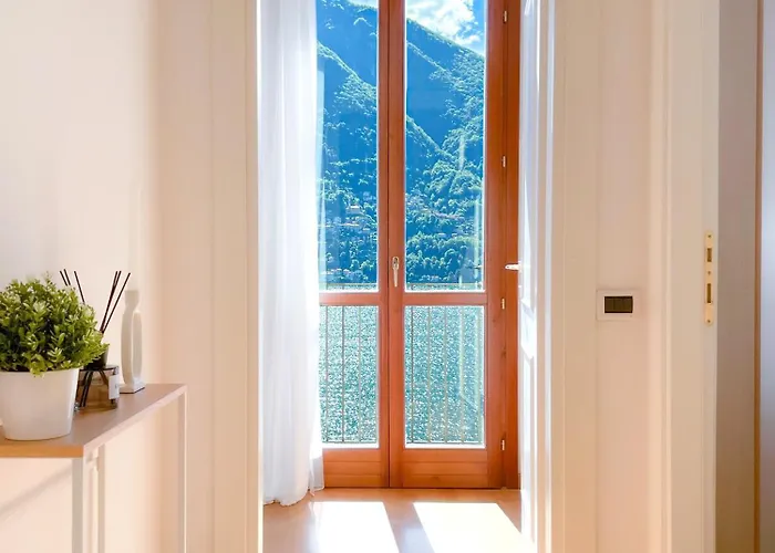 Luminosa, View & Private Parking Tatil Evi *