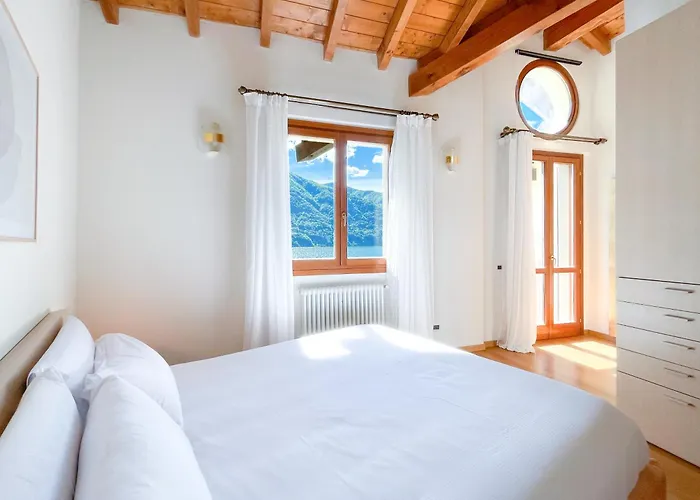 Luminosa, View & Private Parking بيت للعطل